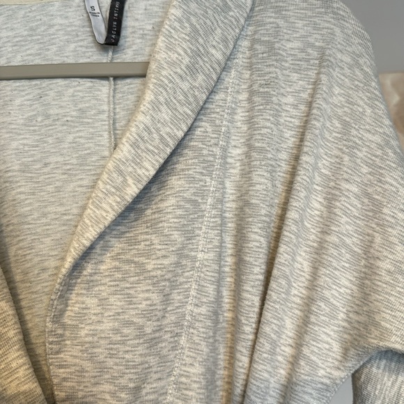 Jaclyn Intimates Robe Small - Picture 3 of 7